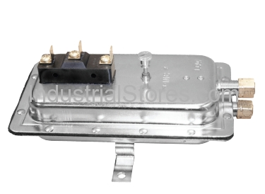 Cleveland Controls AFS-228-165 Pressure Switch .05-12" W.C.