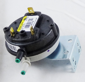Raypak 007158F Vent Pressure Switch Normally Closed 0.40" W.C.