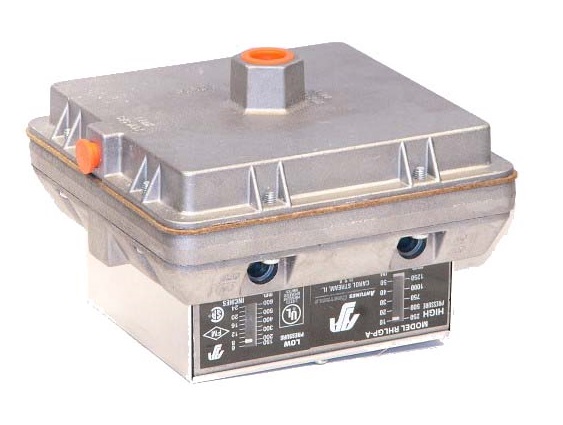 Antunes 804111709 High and Low Gas Pressure Switch with 1/8" NPT Connection and 1/8" NPT Vent 10-50" W.C. High 10-50" W.C. Low Manual Reset 2-SPDT
