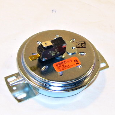 Heil Quaker 1005251 Pressure Switch 4.2" W.C. 2-Wire