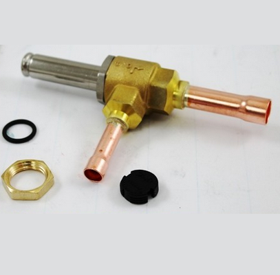 Danfoss 068F1219 Thermal Expansion Valve 3/8" x 1/2" Angled AKV10-4