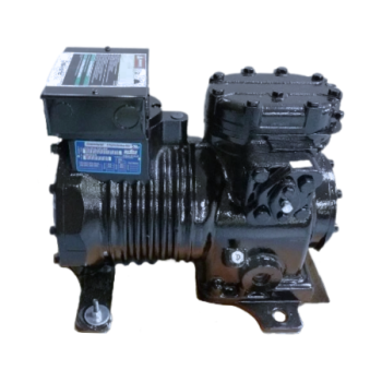 Copeland Compressor LAHA-032E-TAD-800 460V 3-Phase 11 200 Btu R404A Compressor.