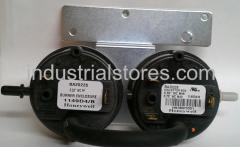 Carrier HK06NY001 Dual Pressure Switch