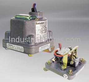 Barksdale Products D2S-H18SS Pressure Switch .4-18 PSI