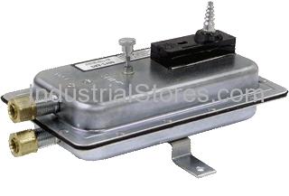 Cleveland Controls PAS-2200 Pressure Switch .15-12" W.C.