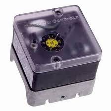 Antunes 8102111204 High Gas Pressure Switch with 1/4" NPT 2-20" W.C.