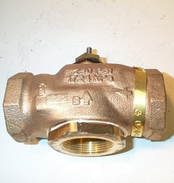 Barber Colman (Schneider Electric) VB-7313-0-4-10 Mixing Valve 3-Way Bronze Body 1-1/2" NPT 28Cv