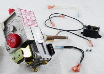 Lochinvar 100108757 Liquid Propane Gas Valve 120V 10" W.C. 1/2"